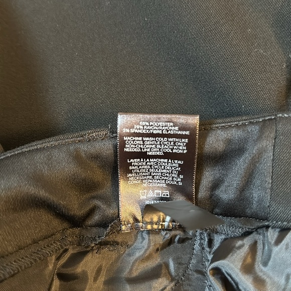 Express capris - Picture 6 of 6